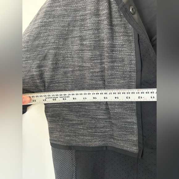 Lululemon Cocoon Car Coat Black Size M - Picture 5 of 13